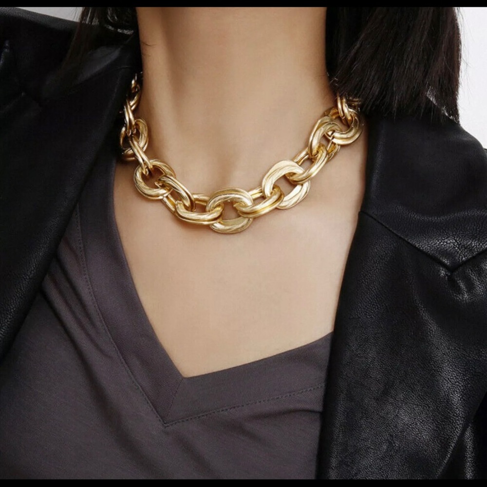 Large Gold Chain Link Necklace / Choker